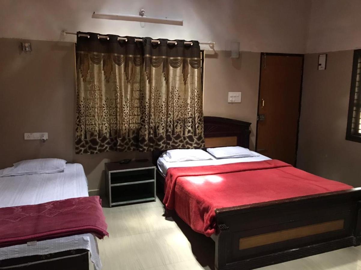 Silver Shadow Homestay Chikmagalur Bagian luar foto